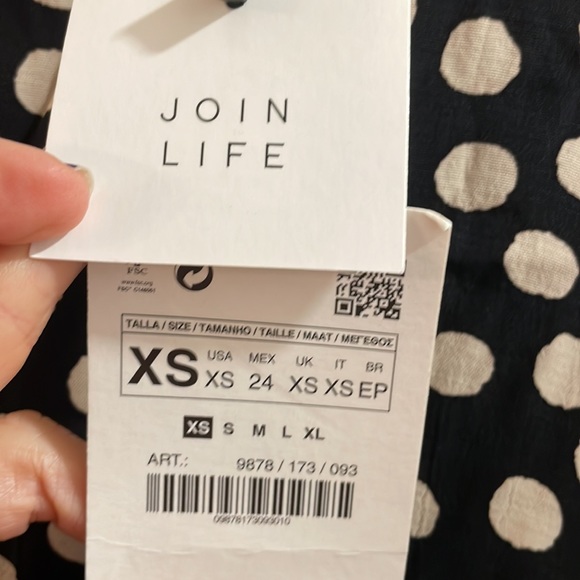 Zara polka dot 3/4 sleeves mini Fit Flare dress gold buttons down one arm  XS - Picture 12 of 12